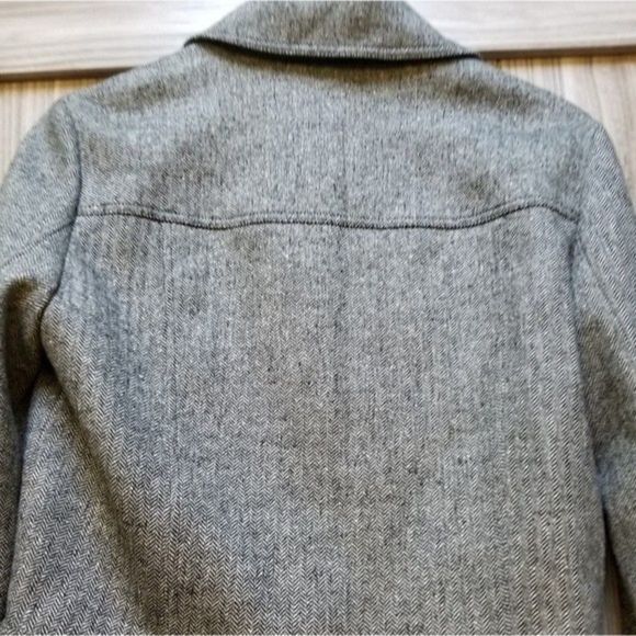 Veronica  Beard Burke Herringbone Cropped Jacket 100% Wool 100% Faux Fur - Picture 6 of 16